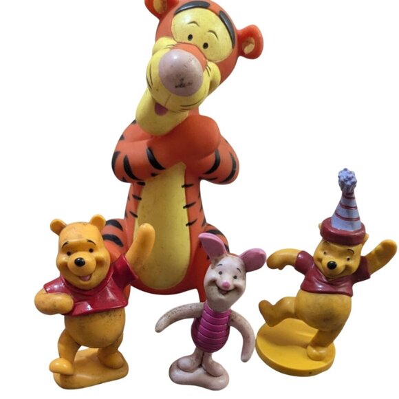 Winnie The Pooh Figurine Set Vintage Party Ready Tigger Piglet & Friends - Picture 1 of 7